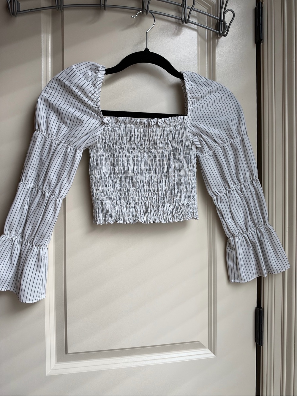 Striped Smocked Puff-Sleeve Crop Top - White/Black